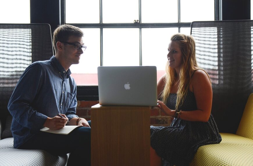 How to Network and Collaborate With Other Entrepreneurs and Startups